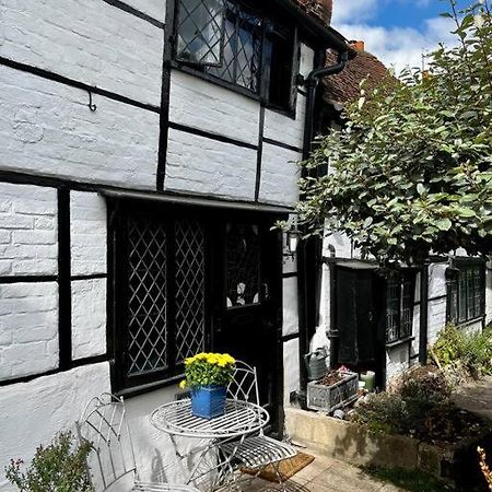 15Th Century Tiny Character Cottage-Henley Centre Henley-on-Thames Exterior photo