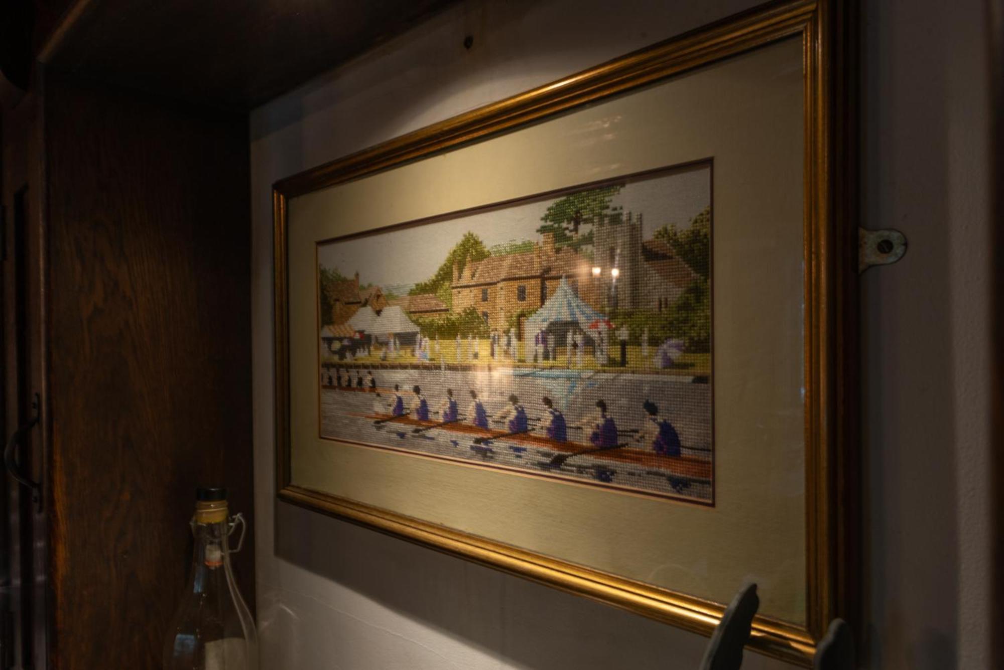 15Th Century Tiny Character Cottage-Henley Centre Henley-on-Thames Exterior photo